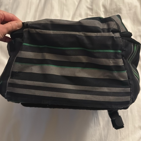 Case Logic large laptop backpack, fits 15-16” laptops - Picture 3 of 8